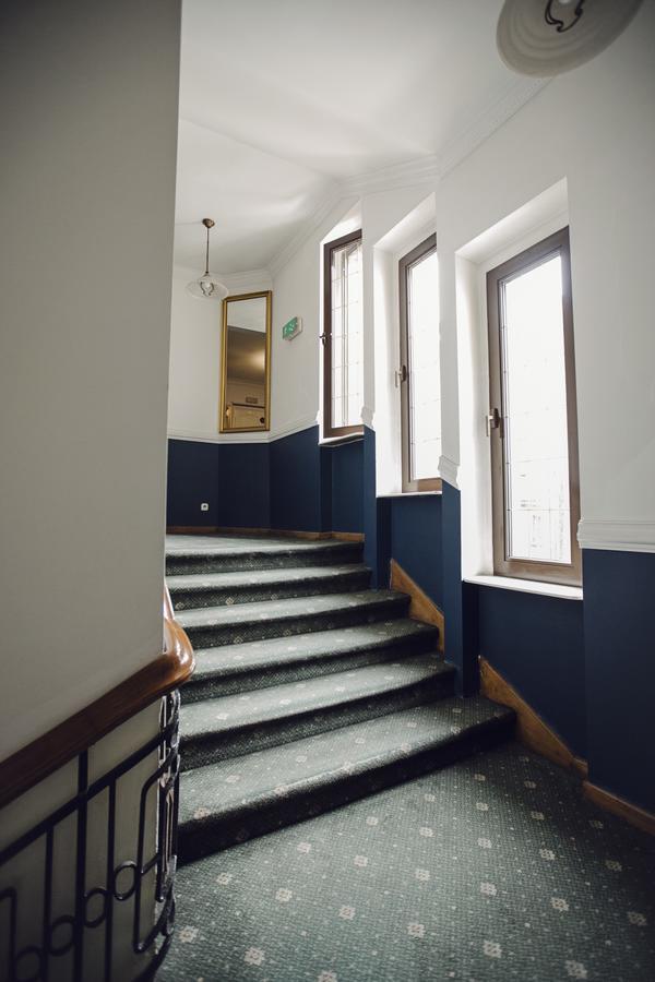 Bed and Breakfast Bristol Economy Бытом Экстерьер фото
