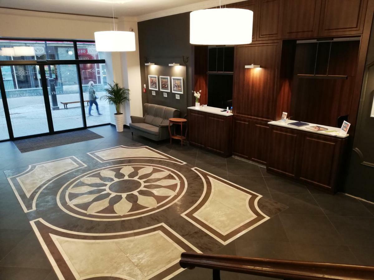 Bed and Breakfast Bristol Economy Бытом Экстерьер фото